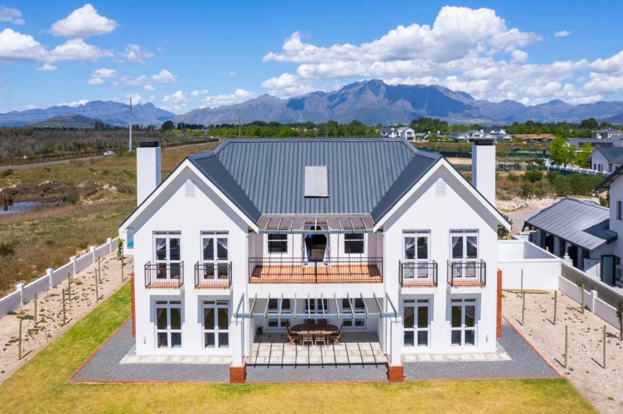 5 Bedroom Property for Sale in Val De Vie Estate Western Cape